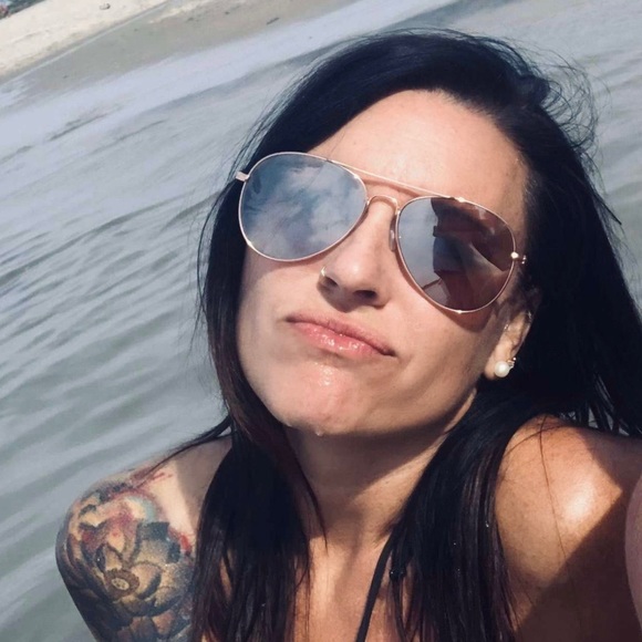 angieschuman